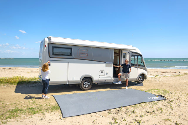 Covor pentru marchiză Fiamma Patio Mat, gri