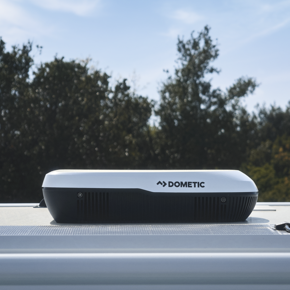 Sistem de ventilație Dometic FanTastic Breathe 3100 cu recuperare de căldură