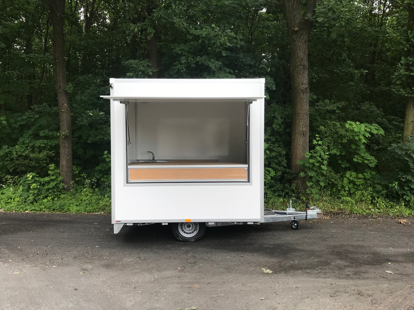 RULOTE COMERCIALE X-TRAIL – MODEL CLASIC