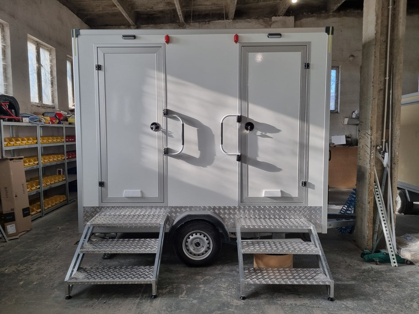 🚻 Remorci sanitare (WC mobil)