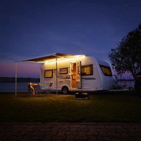 Thule Omnistor 6300 – marchiză de acoperiș manuală sau electrică 12 V