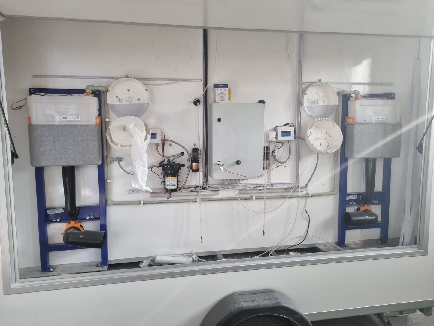 🚻 Remorci sanitare (WC mobil)