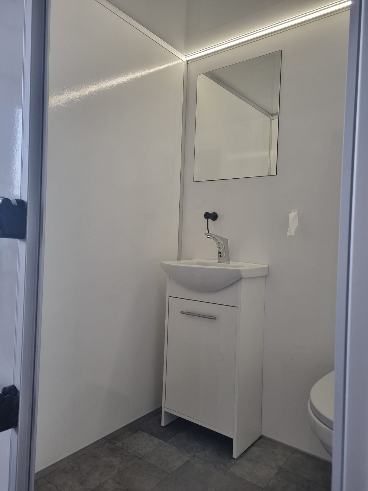 🚻 Remorci sanitare (WC mobil)