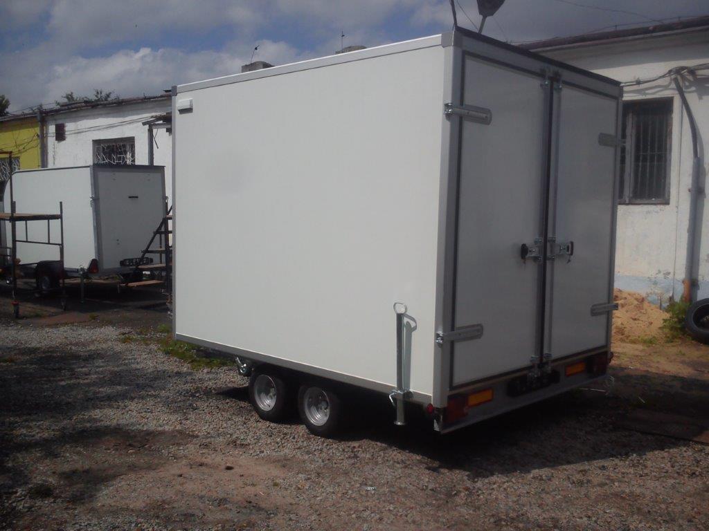 Remorcă tip furgon X-TRAIL – izolat & plywood | Transport marfă și alimente