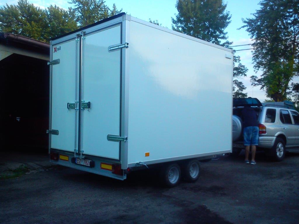 Remorcă tip furgon X-TRAIL – izolat & plywood | Transport marfă și alimente