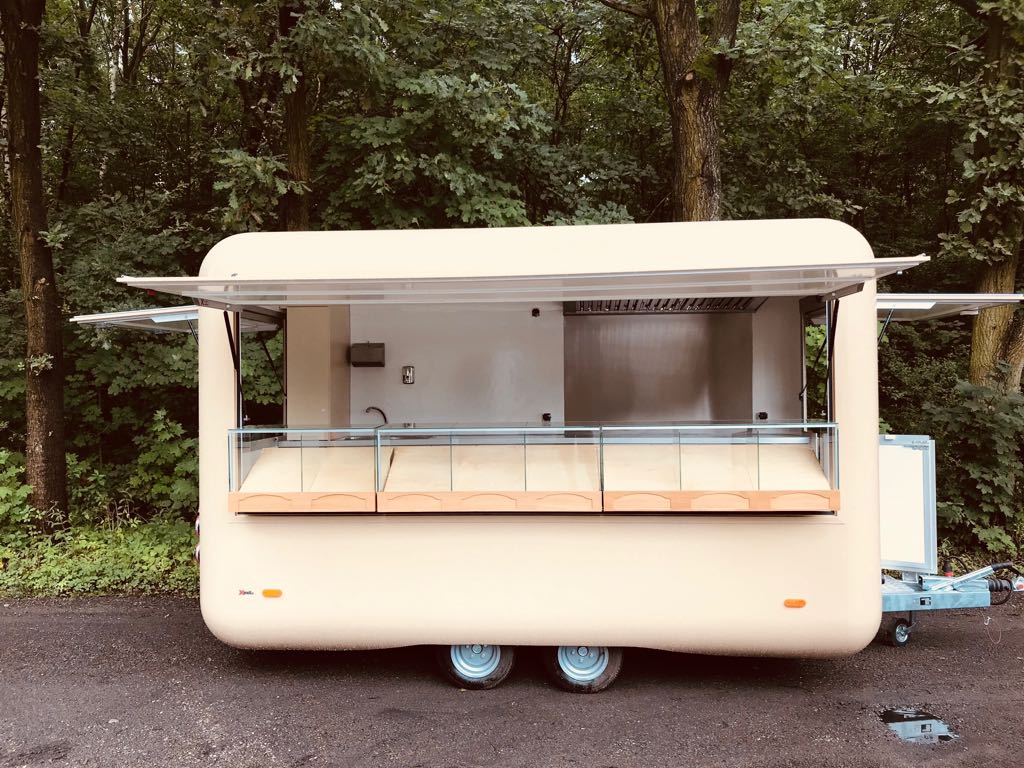 X-TRAIL ROUND – rulotă comercială cu design premium