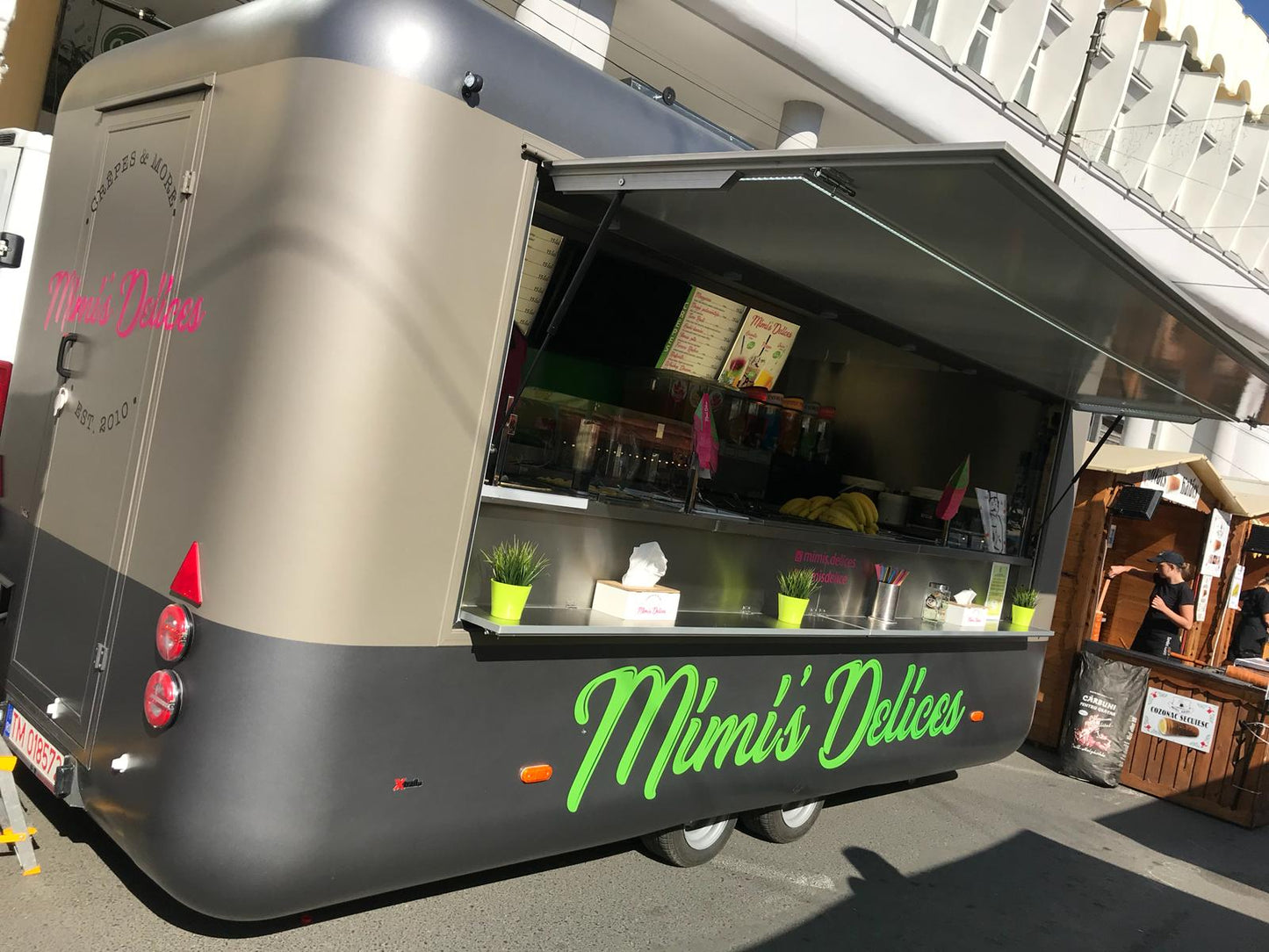 X-TRAIL ROUND – rulotă comercială cu design premium