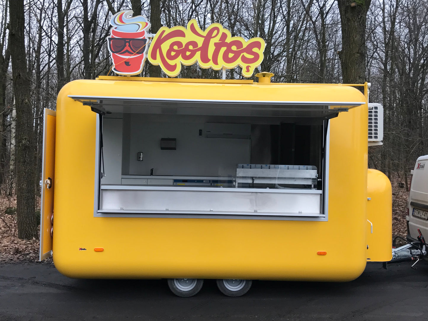 X-TRAIL ROUND – rulotă comercială cu design premium