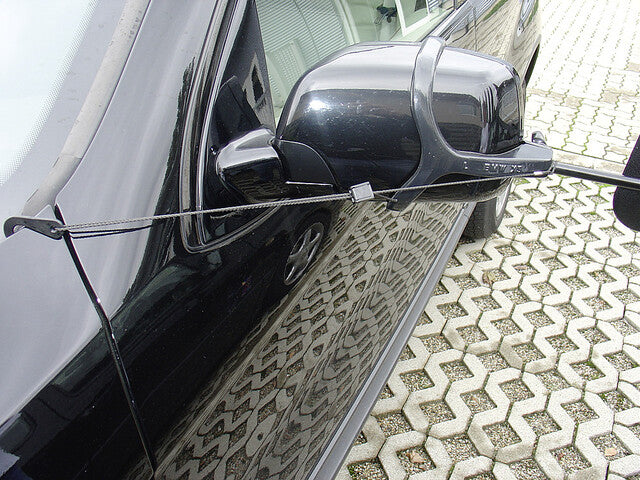 Cordoane EMUK pentru carcasa oglinzii – 9981776 – Exemplu de montaj/utilizare; vehiculul și accesoriile ilustrate nu sunt incluse