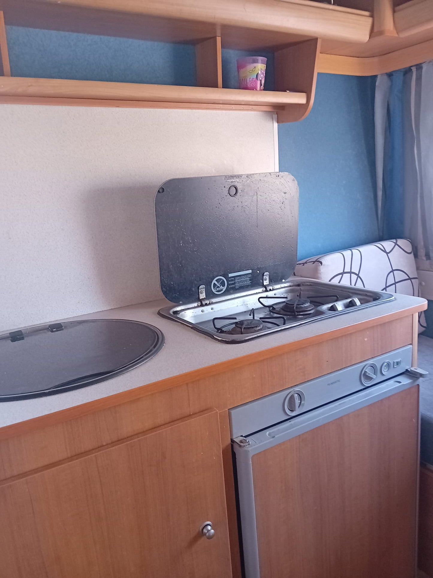 Rulotă Niewiadow N126N – un singur proprietar, folosită exclusiv vara