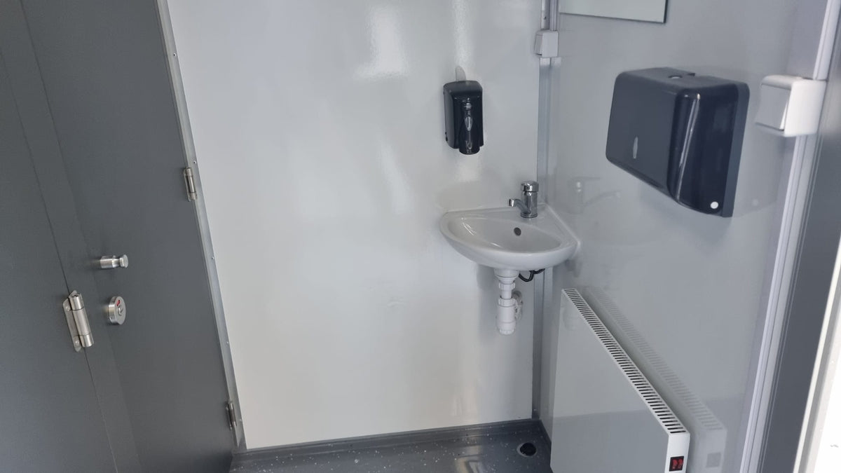 Remorci sanitare (WC mobil)