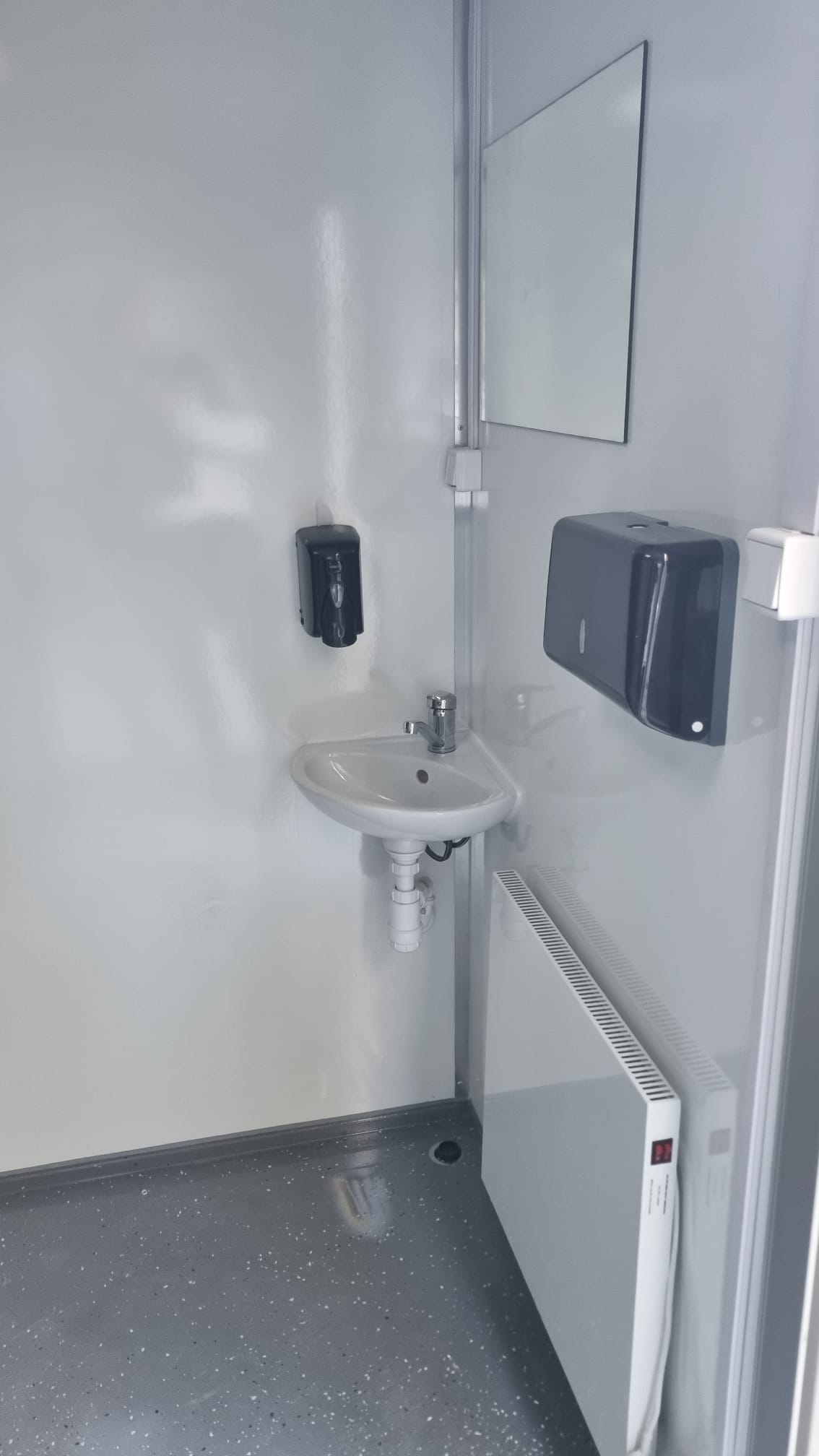 Remorci sanitare (WC mobil)